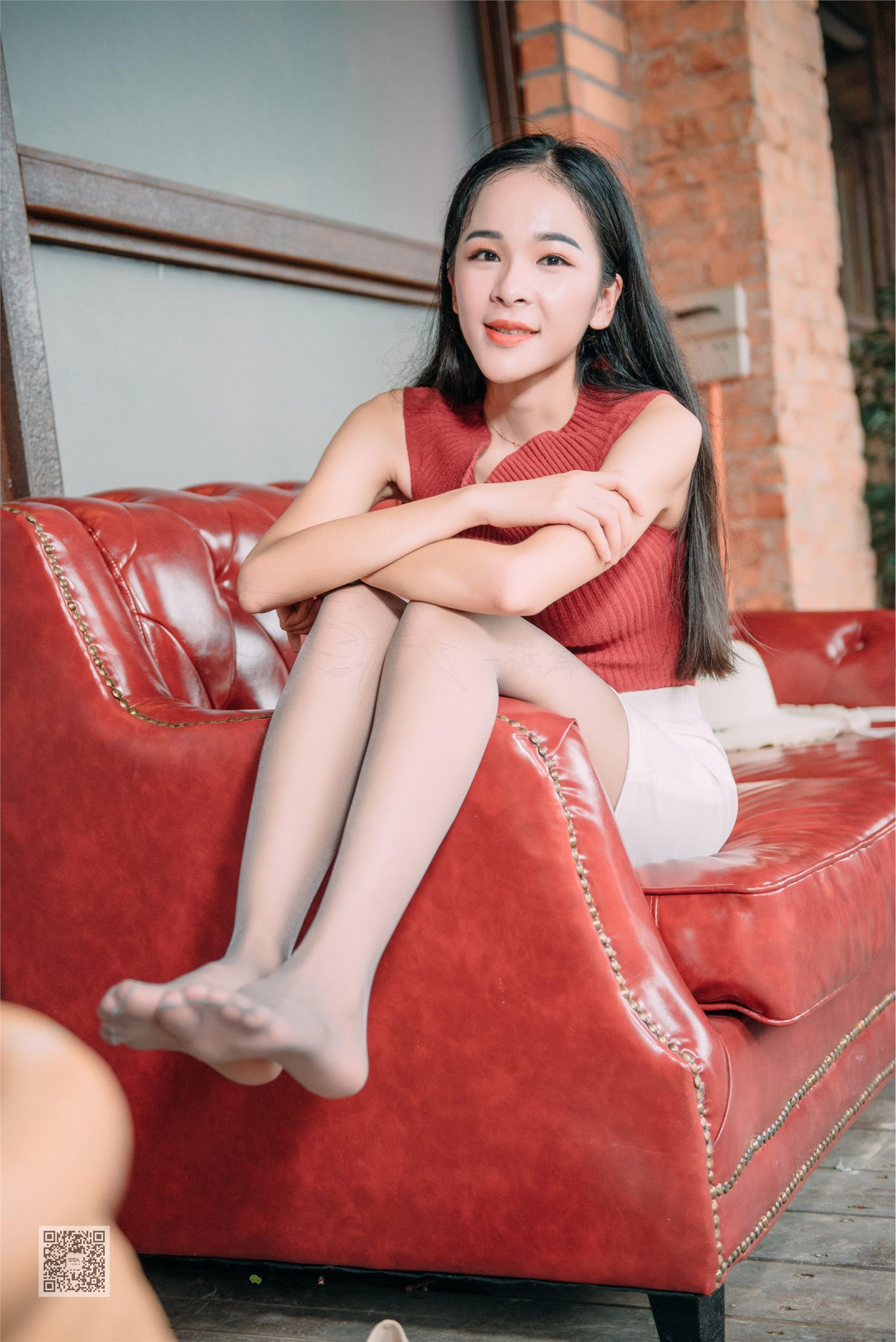 SSA丝社 NO.007 nono 街拍灰丝特辑